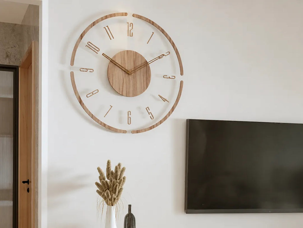 Velorin - Transparent Acrylic Round Wall Clock