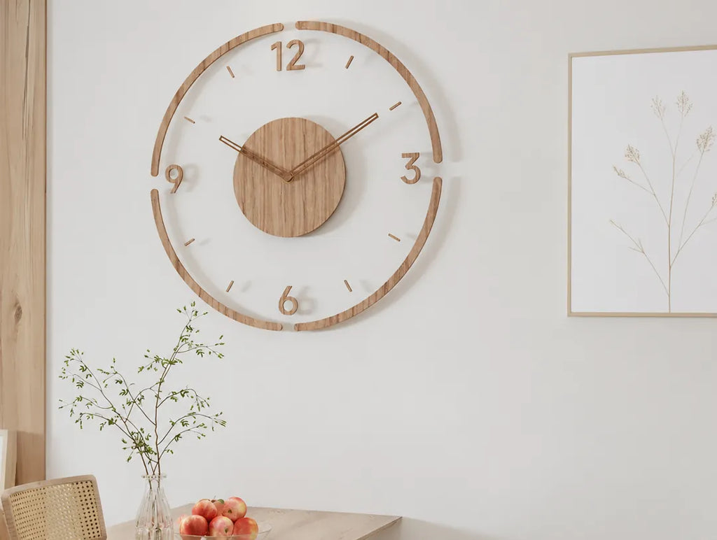 Velorin - Transparent Acrylic Round Wall Clock