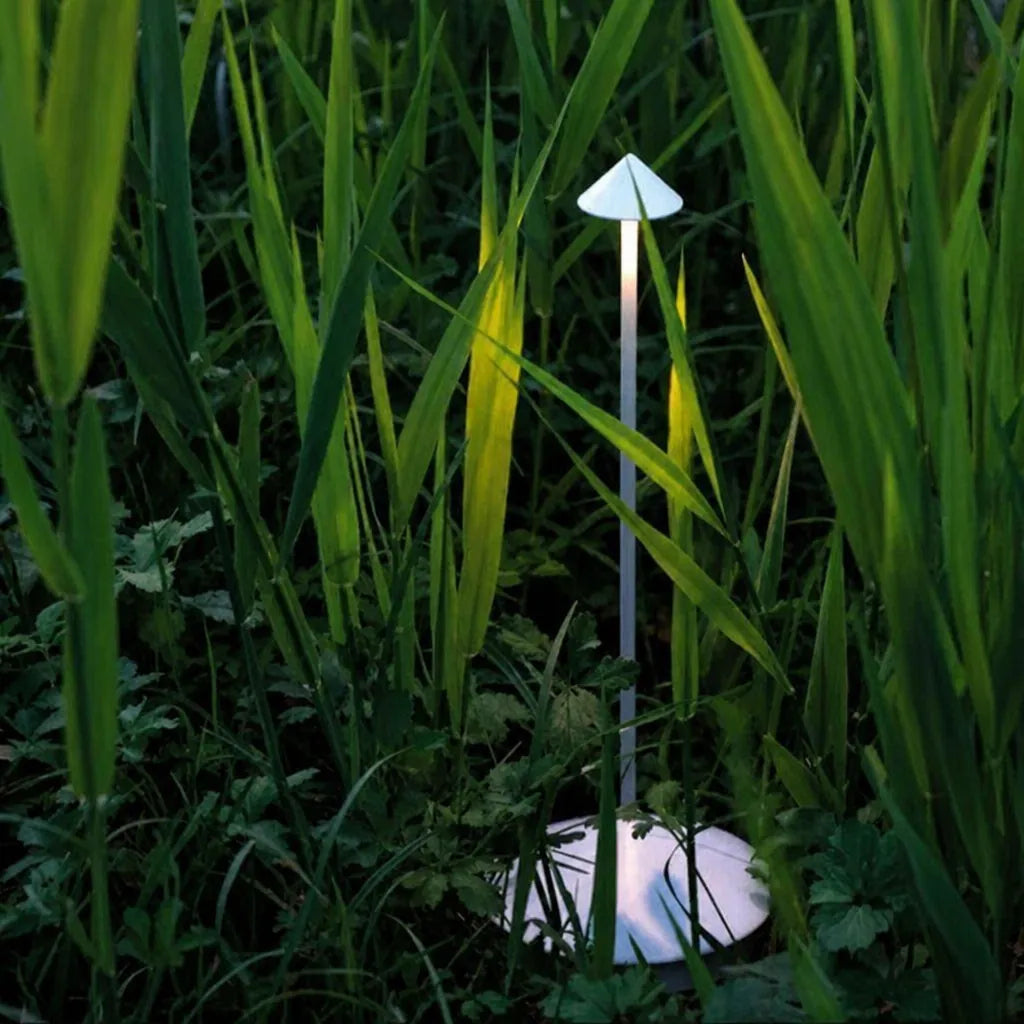 Pinnova - Slim Cordless Dimmable LED Table Lamp - White