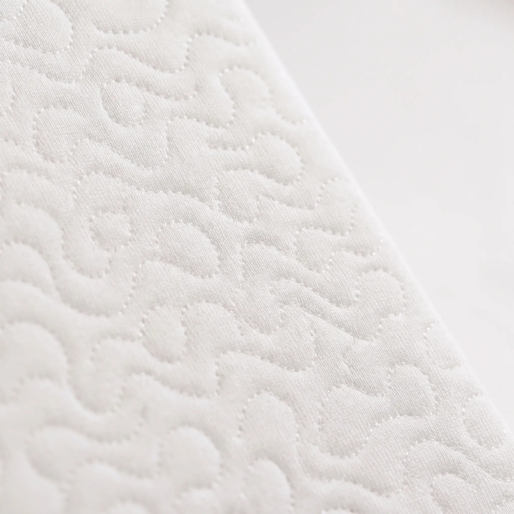 Elevara  - Quilted White Bed Wedge Pillow Upright Bed Reading