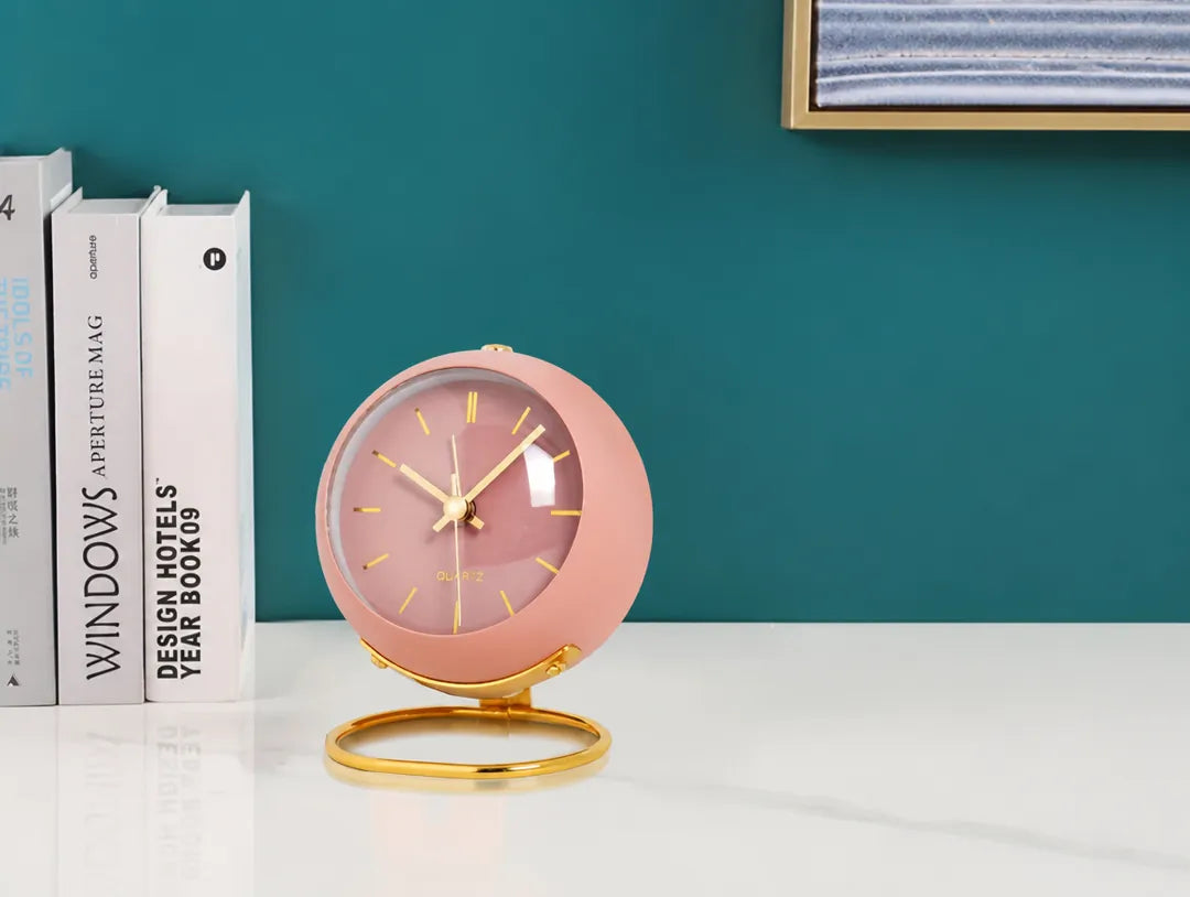Nordvik - Silent Quartz Desk Alarm Clock - Green